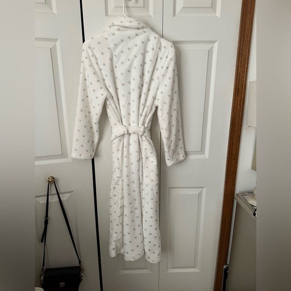 Ladies robe - Picture 5 of 8